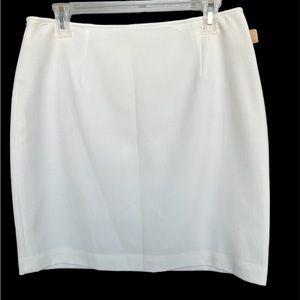 Suit skirt cream